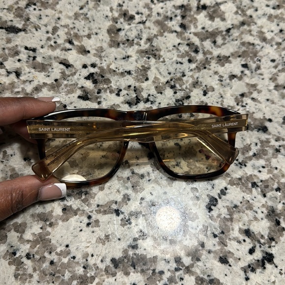 Saint Laurent Classic Leopard print sunglasses - Picture 5 of 6